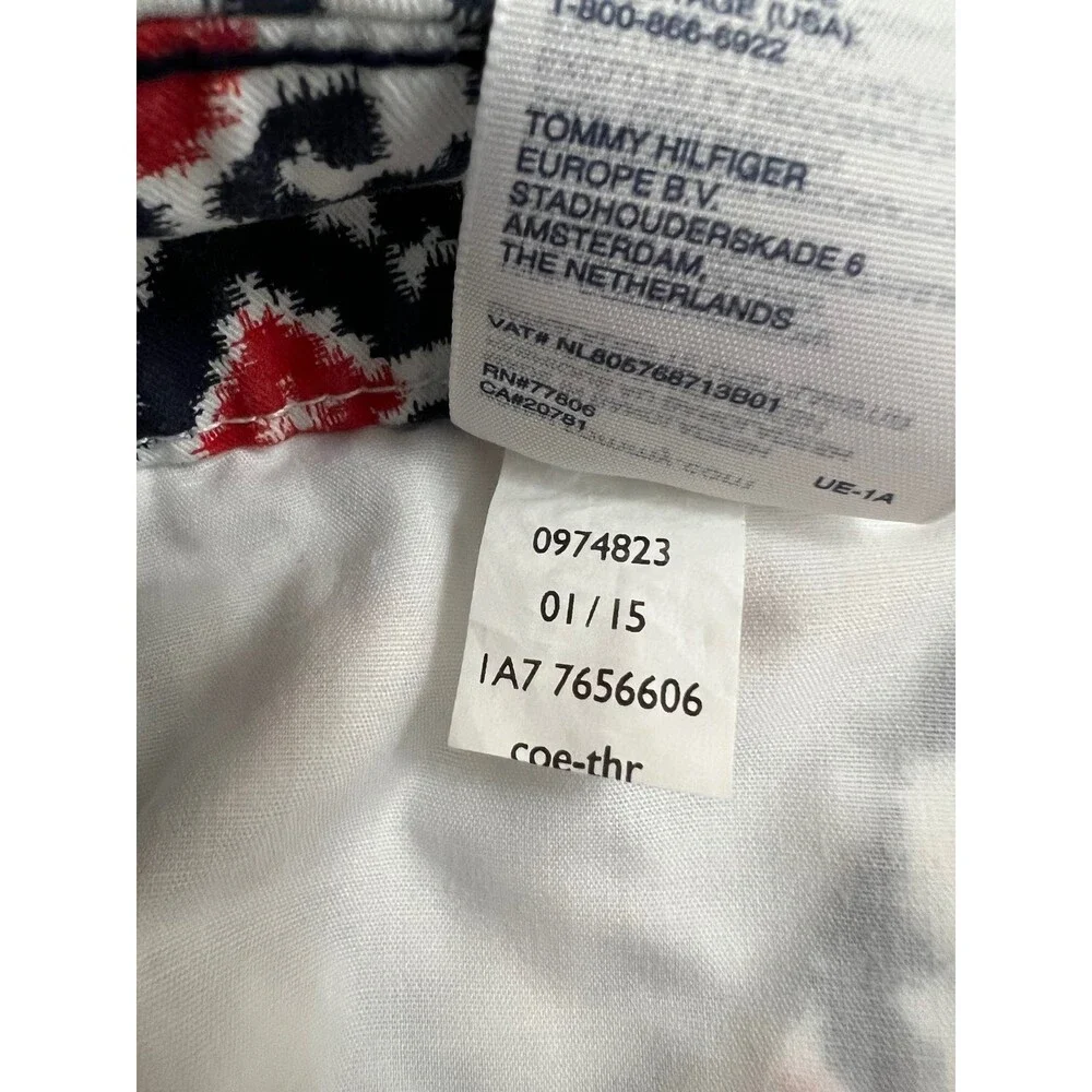 Tommy Hilfiger Women's Red White Blue Print 100% Cotton Mid Rise Shorts Size 6